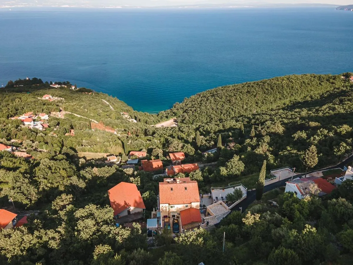 Villa Sabine Apartment Losinj Medveja Croatia